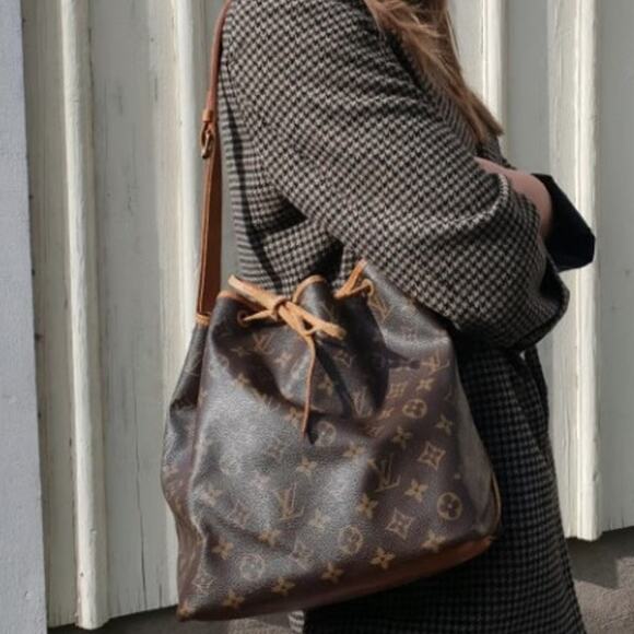 💎✨HOT BUY✨💎Authentic LOUIS VUITTON Petit Noe - Picture 1 of 17
